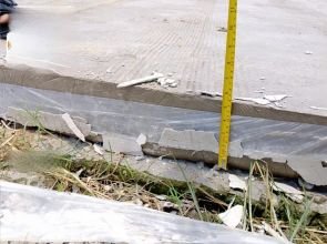 Jalan Rigid Beton BKKD 2025 Desa Kedungrejo, Diduga Ketebalan Tidak Sesuai Spesifikasi