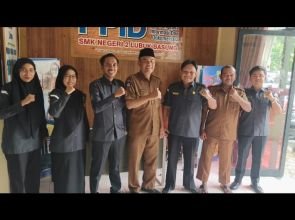 Masa Depan Demokrasi Dimulai dari Bangku Sekolah, Bawaslu Agam Gandeng SMKN 2 Lubuk Basung