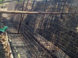 Lantai Kerja Tak Tampak, Pondasi Dipertanyakan: Proyek TPT Rp364 Juta di Kanor Diduga Abaikan Standar Teknis